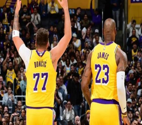 辽宁队力克,深圳队,豪取三连胜,宝威体育官网,BaoWei,Sports,足球直播,篮球赛事,体育高清,NBA直播