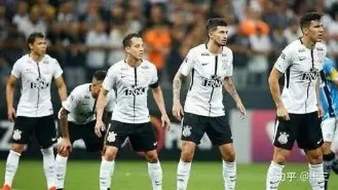 武磊全场亮相 西班牙人与费伦茨瓦罗斯握手言和