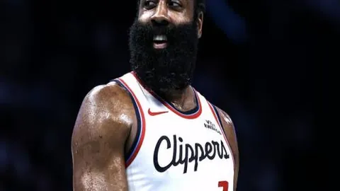 “00后新星闪耀，屡获荣誉，央视官方公众号聚焦报道”